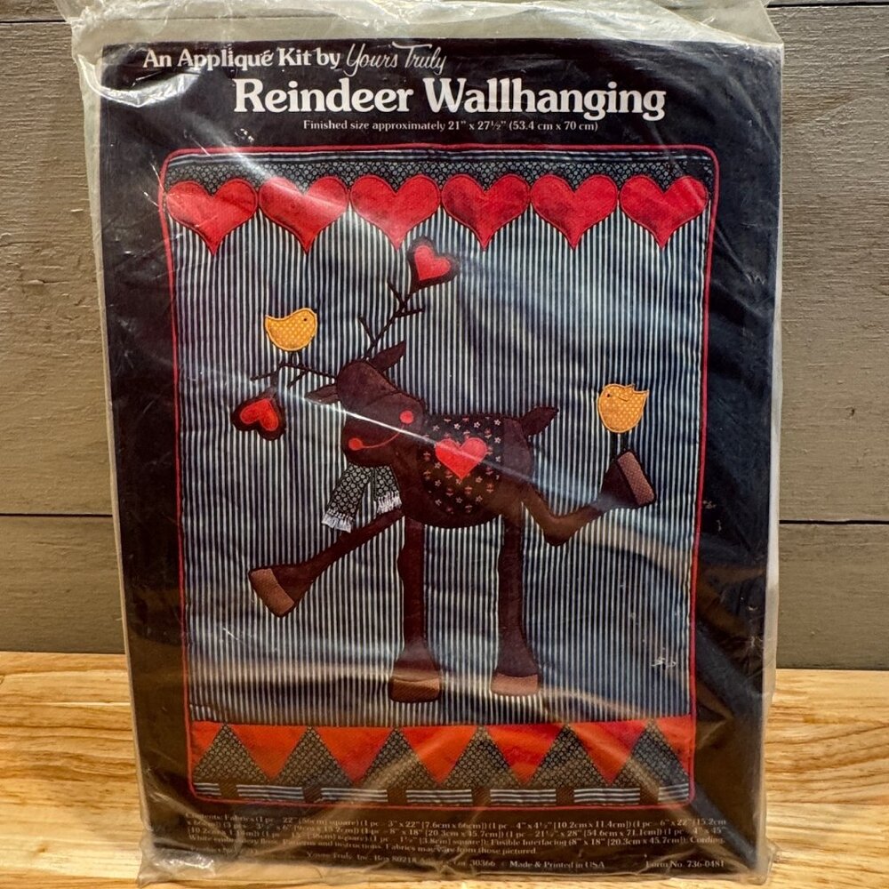 REINDEER WALL HANGING Applique Kit Christmas Décor Yours Truly Vintage NWOT